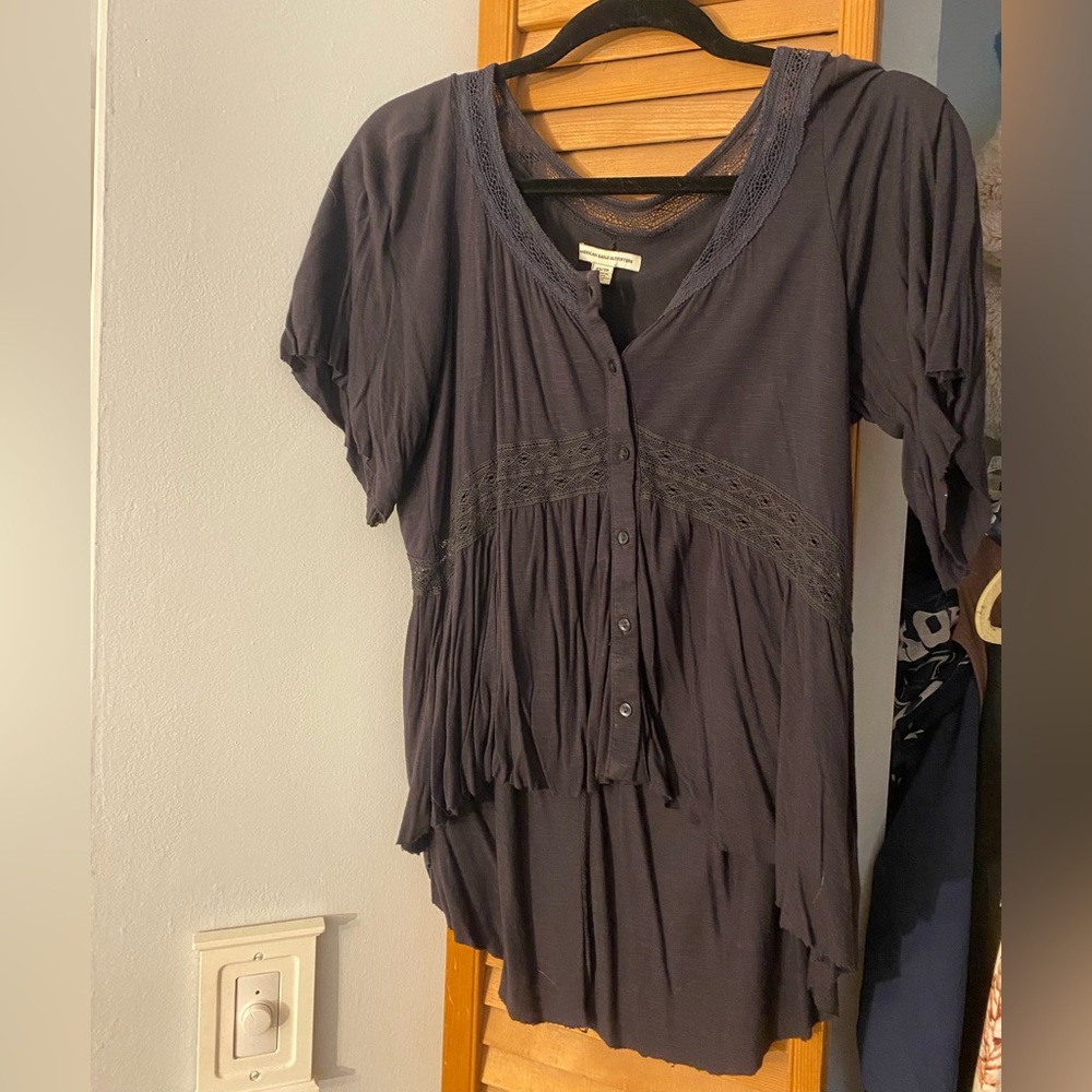 American Eagle flowy high low top